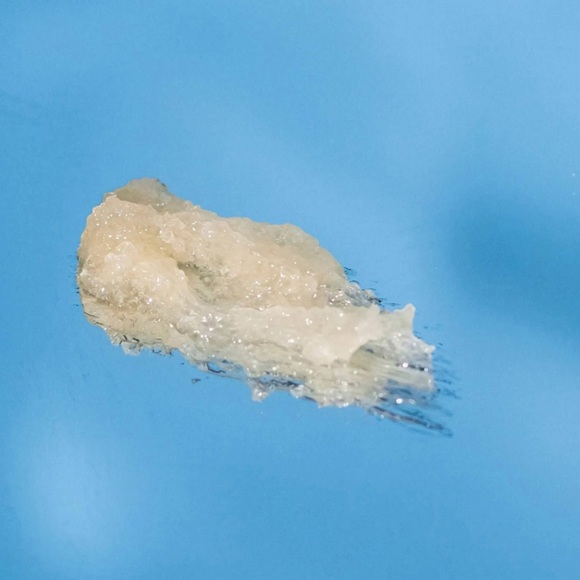 New R+Co Crown Scalp Scrub - Picture 3 of 6